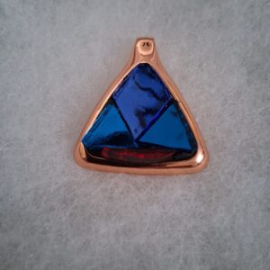 Colgante triangular