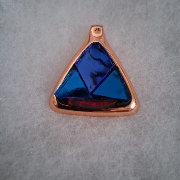 Colgante triangular
