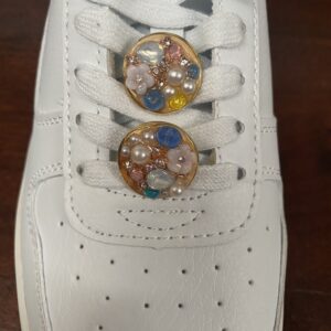 Sneakers pin set gold
