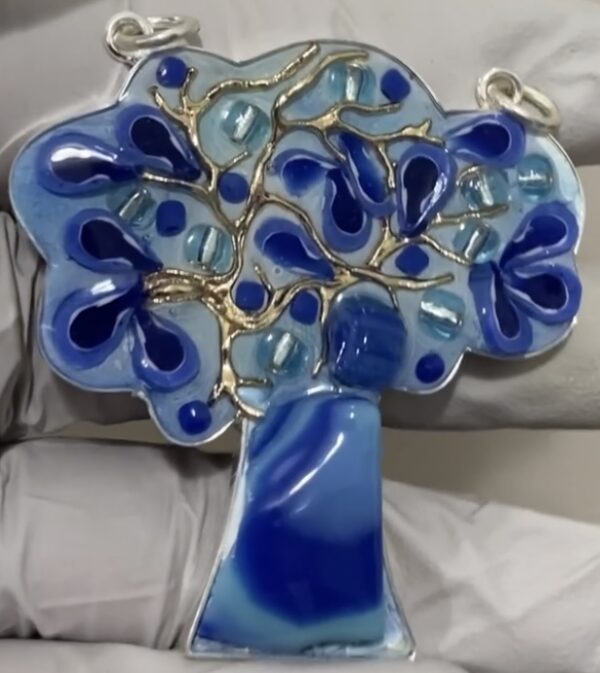 Colgante árbol azul