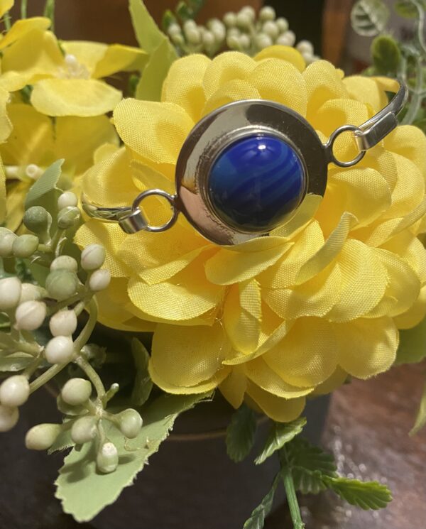 Pulsera con cristal fundido