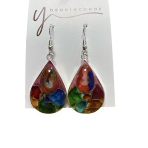 Bellos aretes en forma de gota