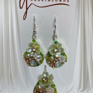 Set de aretes y colgante
