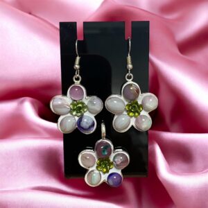 Set de aretes y colgante flor rosada